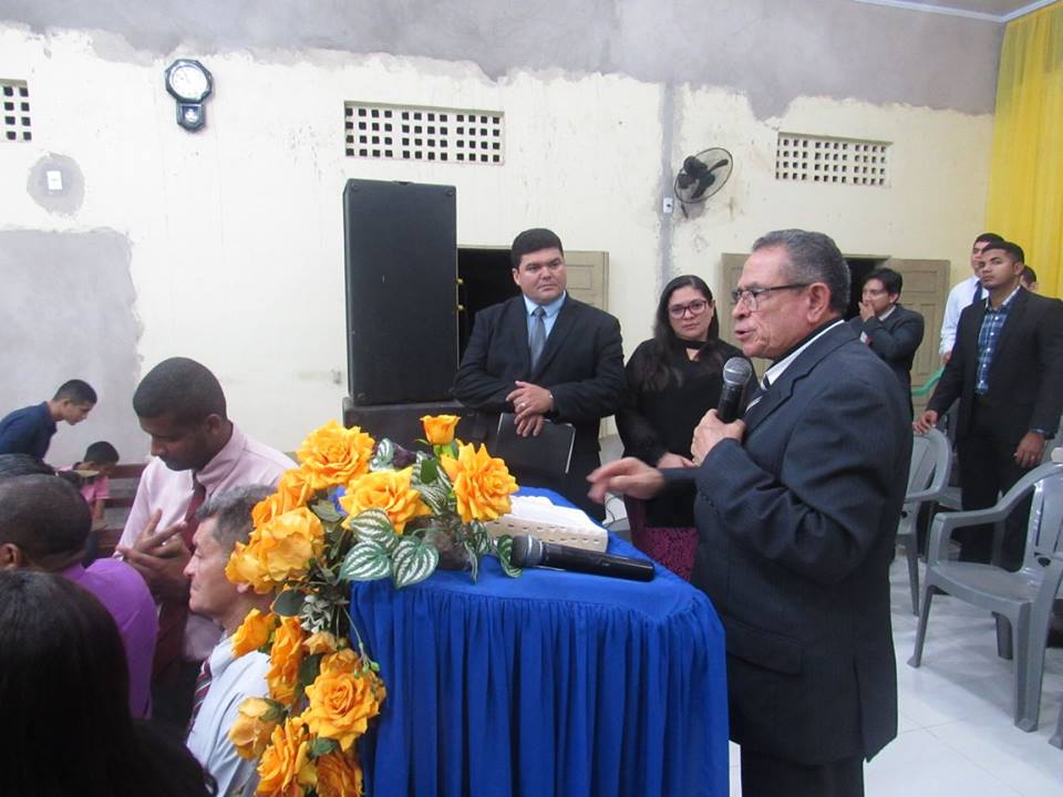 Pastor José Gomes e Pastor Lázaro Ramos, no culto de posse.