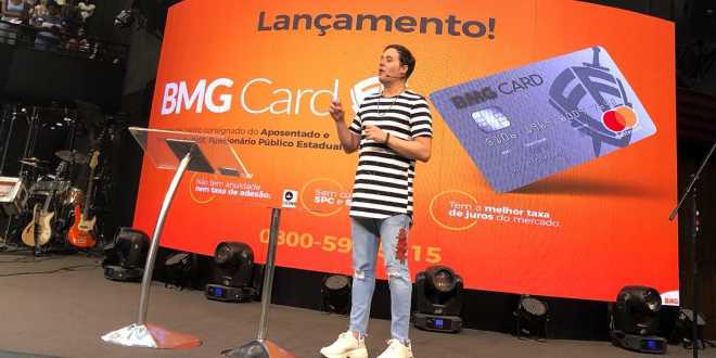 André Valadão lança "Cartão de crédito Fé" durante culto na Lagoinha