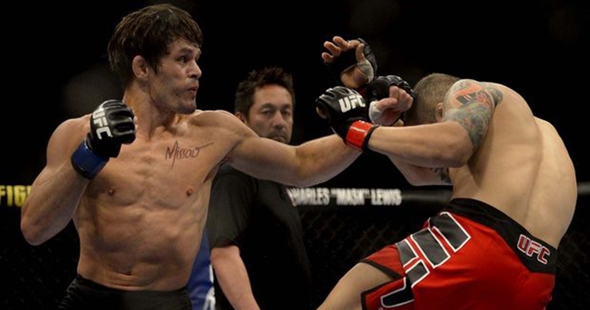 UFC 147: competição de MMA é marcada por protesto de evangélicos e demonstração de fé dos atletas