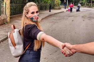 Cantora gospel Lídia Moisés