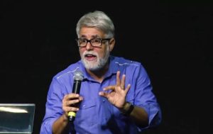 Pastor Claudio Duarte