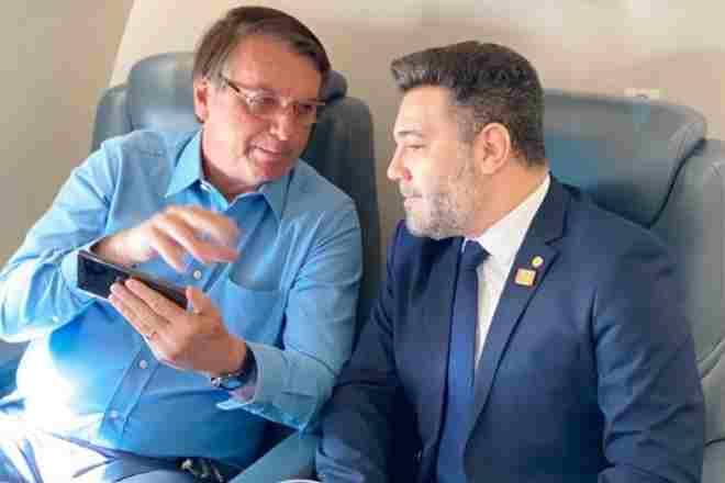 Feliciano viaja com Bolsonaro para encontro com presidente do Paraguai