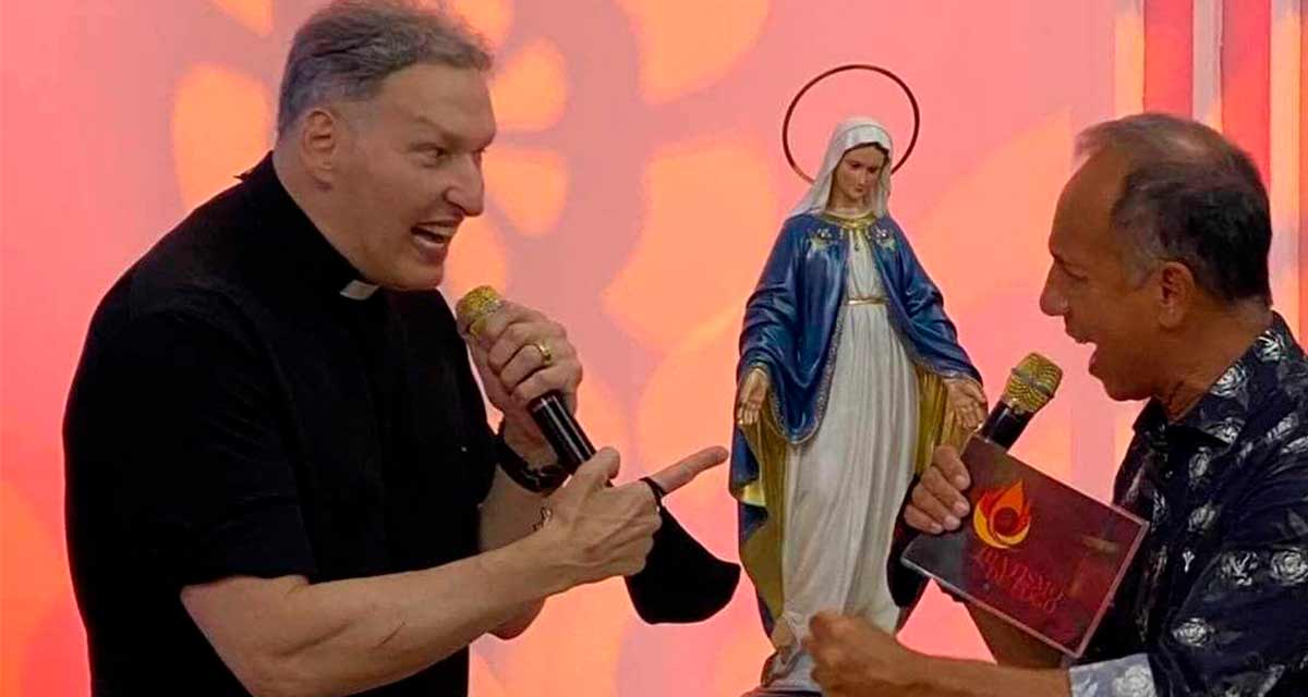 Padre Marcelo Rossi durante programa de TV