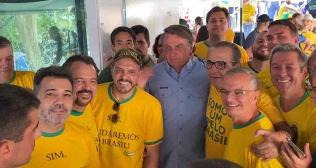 Líderes evangélicos com Bolsonaro (Reprodução)
