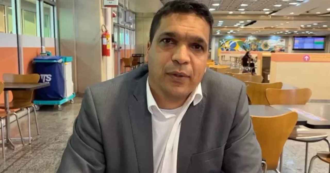Cabo Daciolo desiste de candidatura e declara apoio a Ciro Gomes