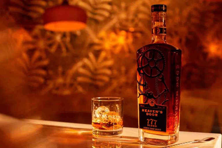 Quem é o cantor gospel que toma whisky antes dos shows?