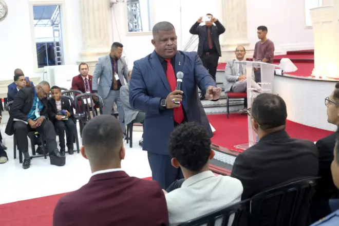 Pr. André Silva prega no Gideões e fiéis ficam impactados; “Foi extraordinário” 1 Pastor Andre Silva