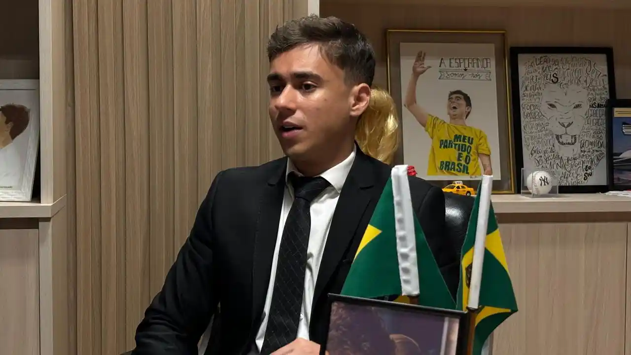 Diversidade ou desrespeito? Drags satirizam Última Ceia na abertura dos Jogos de Paris 1 Deputado Nikolas Ferreira - @Reprodução