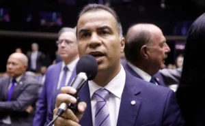 Deputado - @Reprodução