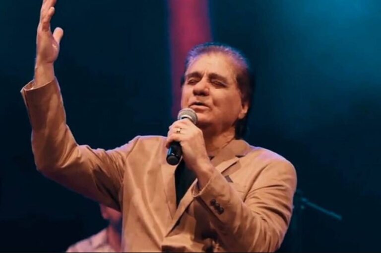 Carlos Moysés defende Bolsonaro em culto e critica Lula: “Nunca será como ele”
