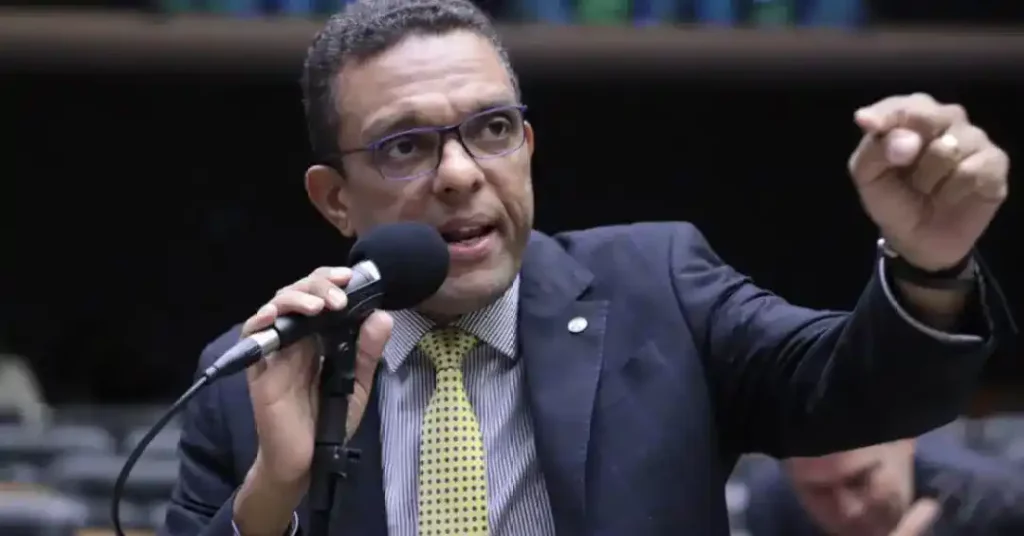 Deputado Otoni de Paula - @Reprodução