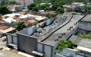 Teto da igreja Videira desabou - @Reprodução