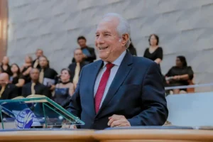 Bispo Oides - @Reprodução