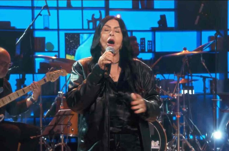 Com mais de 50 anos de carreira, Shirley Carvalhaes consolida legado na música pentecostal