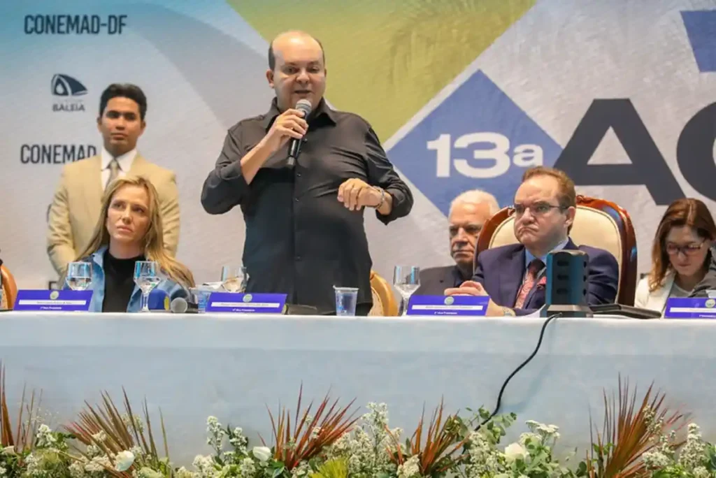 Ibanes e bispo Abner Ferreira - @Reprodução