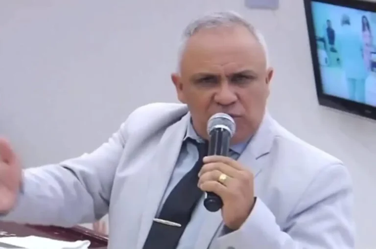 Pastor revela em culto caso de membro que se envolveu com dois gays após bebedeira