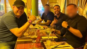 Mário Gentil em imagem divulgada nas redes sociais durante encontro em ambiente social