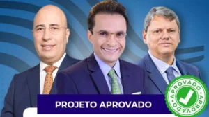 deputado estadual oseias de madureira bispo samuel ferreira e governador tarcisio de freitas em arte sobre projeto aprovado