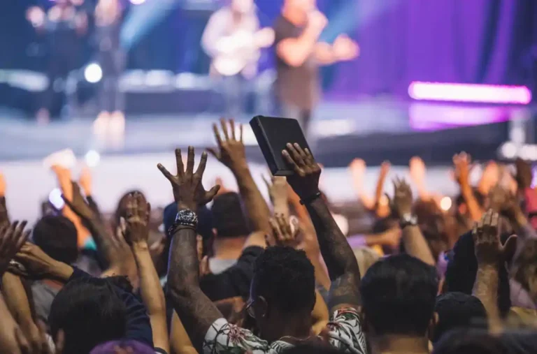 Deus se agradou da igreja brasileira em 2025? Fuxico Gospel fez análise contundente sobre escândalos