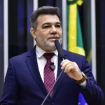 “Moraes se livra de um problema”, afirma Feliciano sobre transferência de Bolsonaro