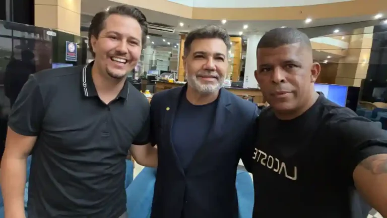 Com Marco Feliciano, primeiro Aviva Manaus reúne multidão na Zona Norte da capital