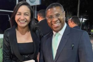 Eliziane Gama compartilha vídeo do pastor Osiel Gomes contra divisão política na igreja