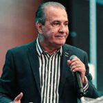 Malafaia ataca Bolsa Família em culto: “Compra de voto na maior cara de pau”