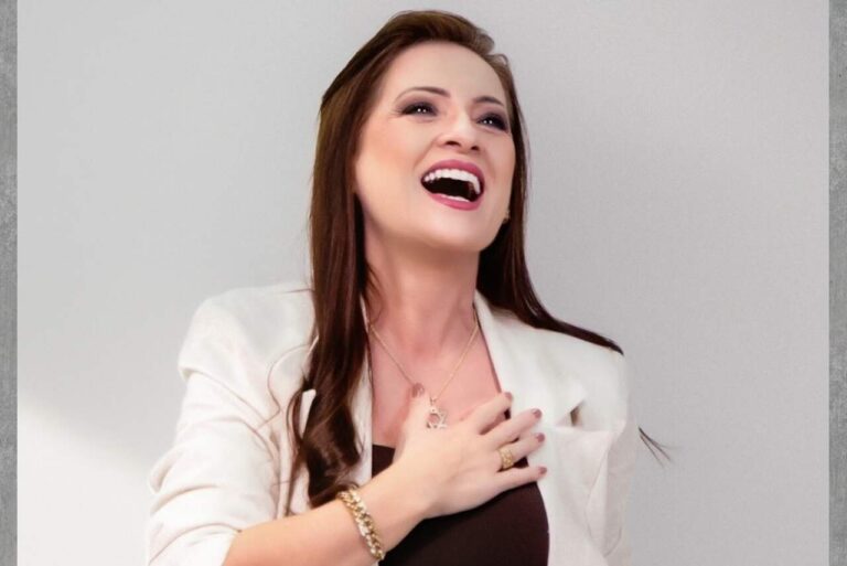 Após hiato de 12 anos, Lauriete lança “Incontáveis do Céu”, seu 31º álbum