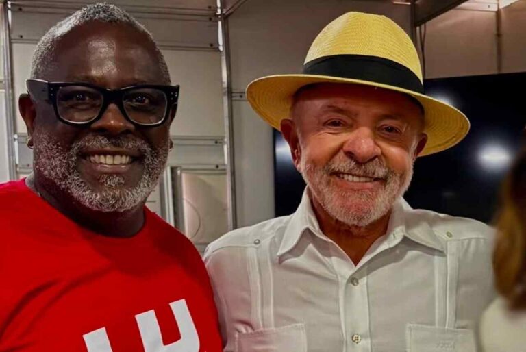 “Lula nunca fechou igrejas”, declara Kleber Lucas em publicação sobre liberdade de culto