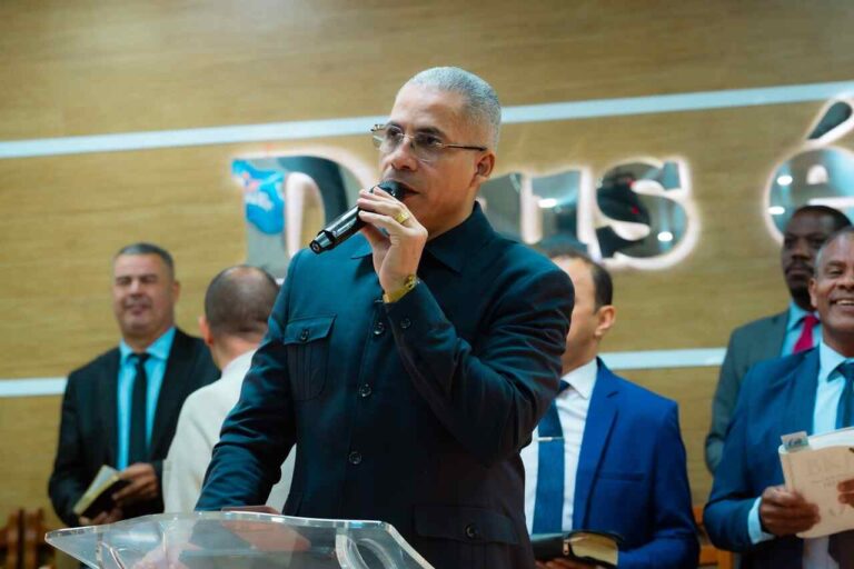 “Bancada da Macumba”: pastor Júnior Trovão faz alerta em pronunciamento