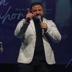Pastor vira réu por pedir oração contra diretor gay de Câmara em SP