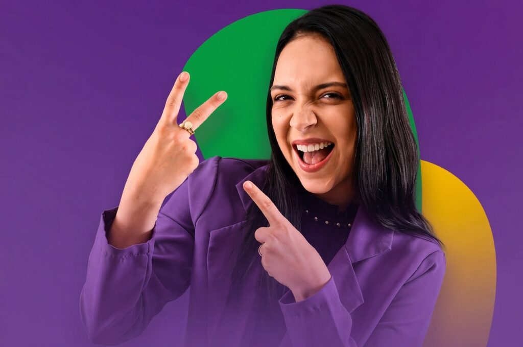 Vitória Souza durante apresentação em evento