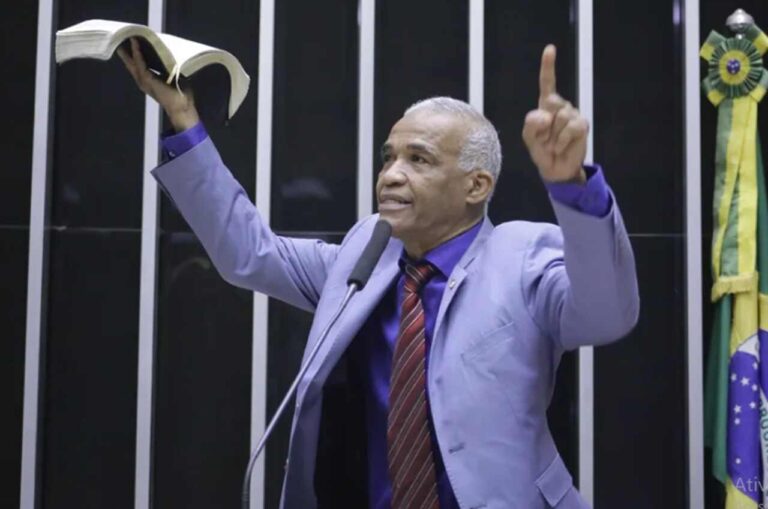 Sargento Isidório garante reeleição como deputado federal mais votado da Bahia